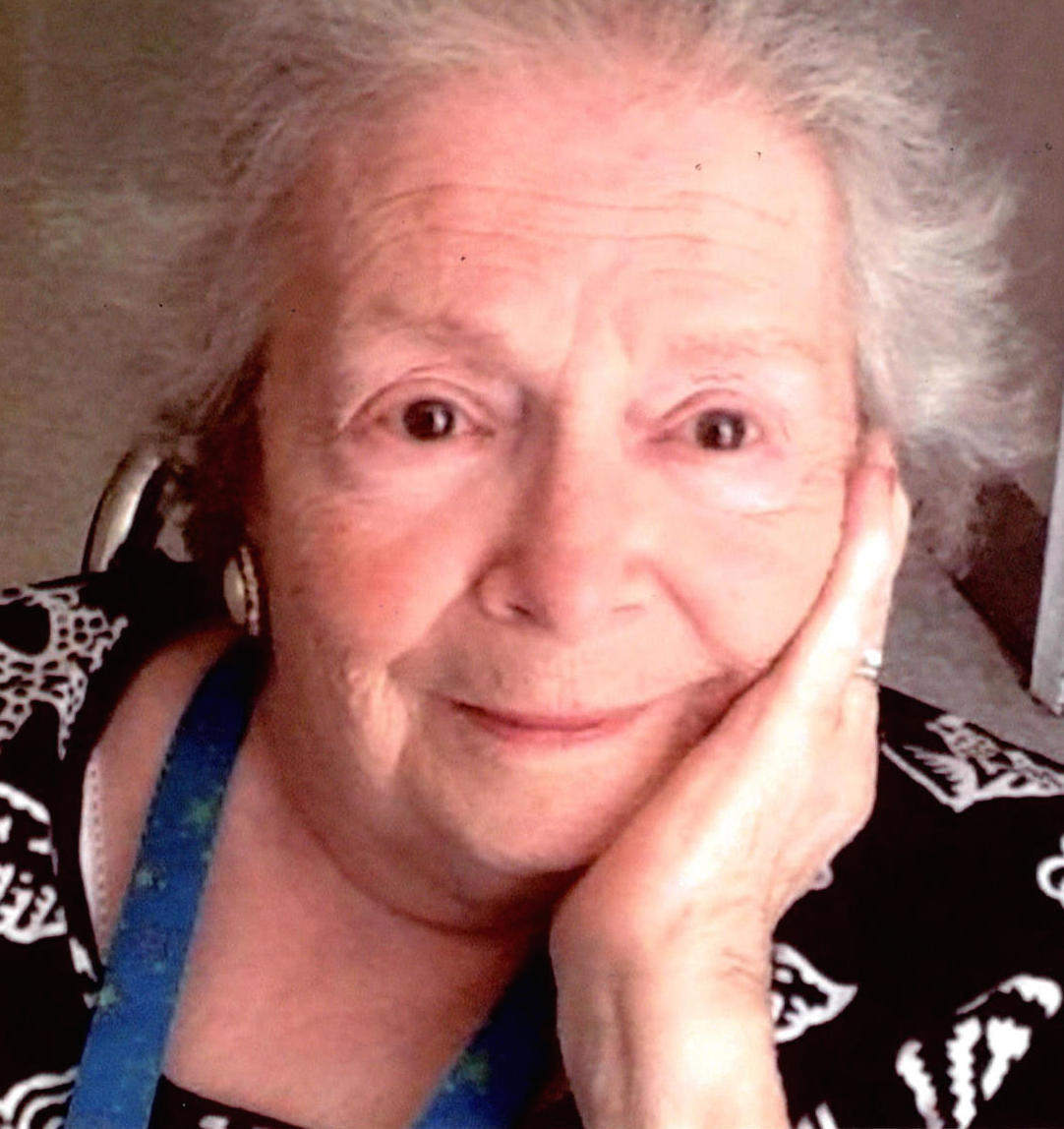 lucia fotopoulos